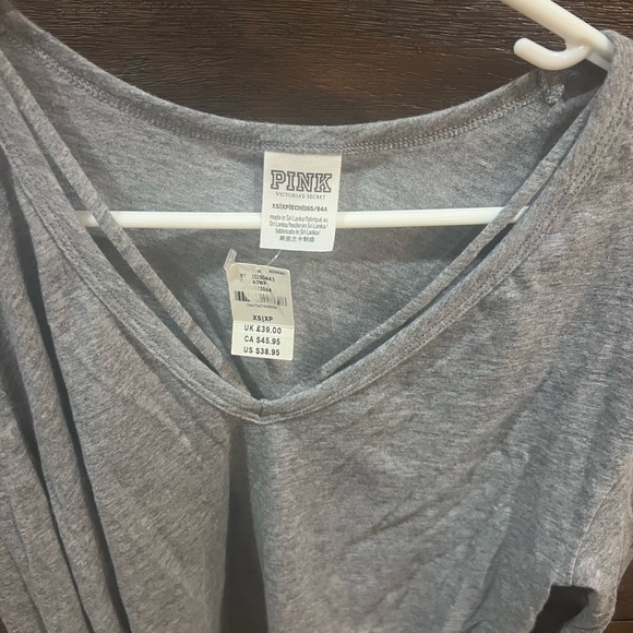 🩶🖤VS PINK CUTOUT SHIRT XS - Picture 2 of 2